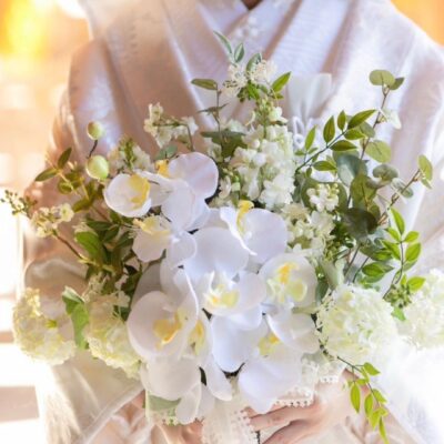 白い胡蝶蘭で和装にも！結婚式ブライダルブーケオーダー頂きました