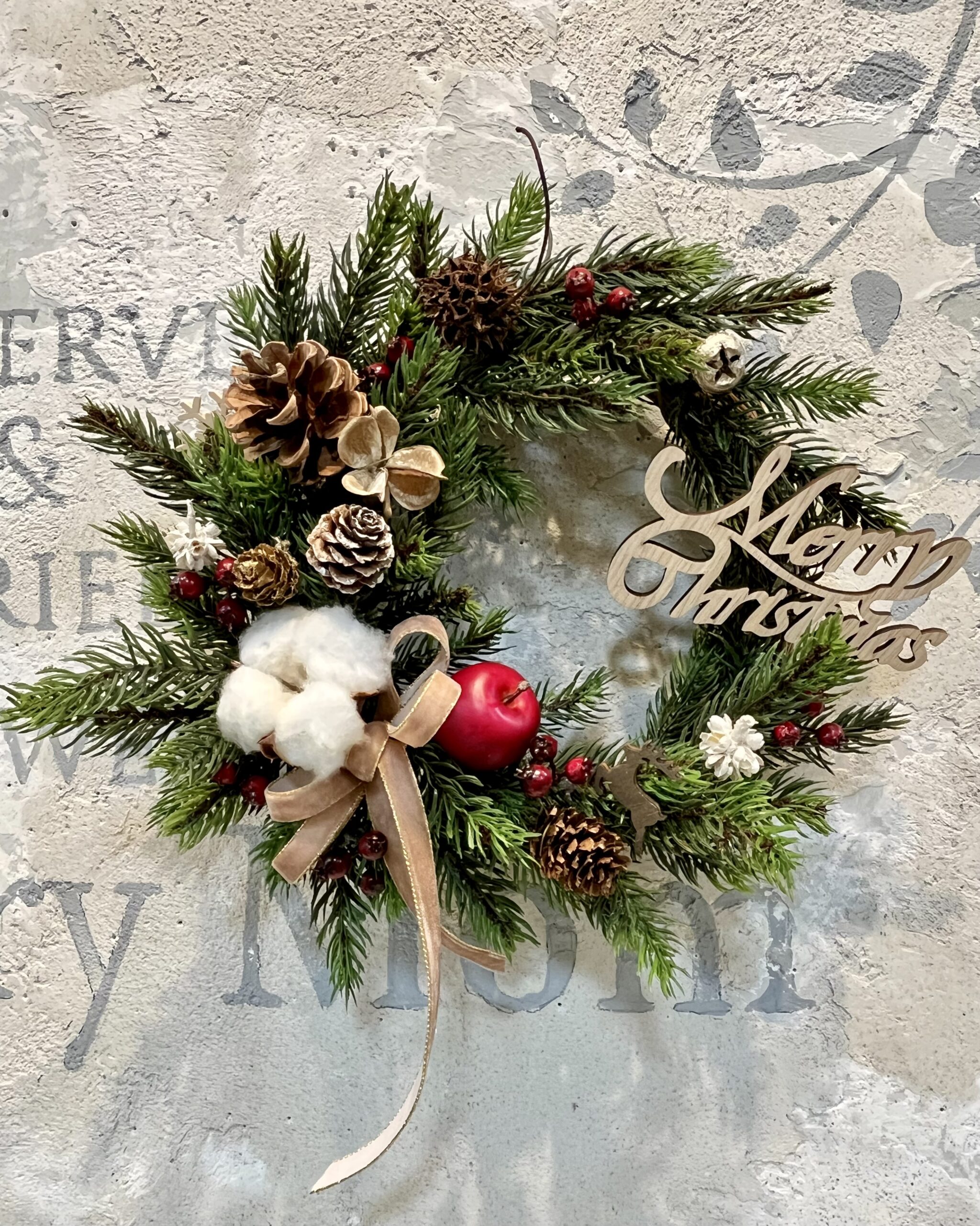 アーティフィシャルフラワーアレンジメント教室 クリスマスリースフラワーリース体験レッスン作品