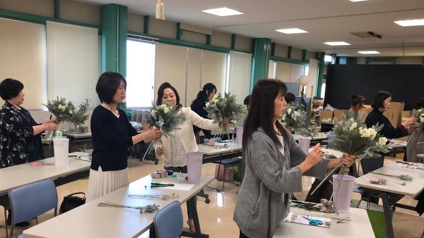 高級造花フラワーアレンジメントプライベートレッスン